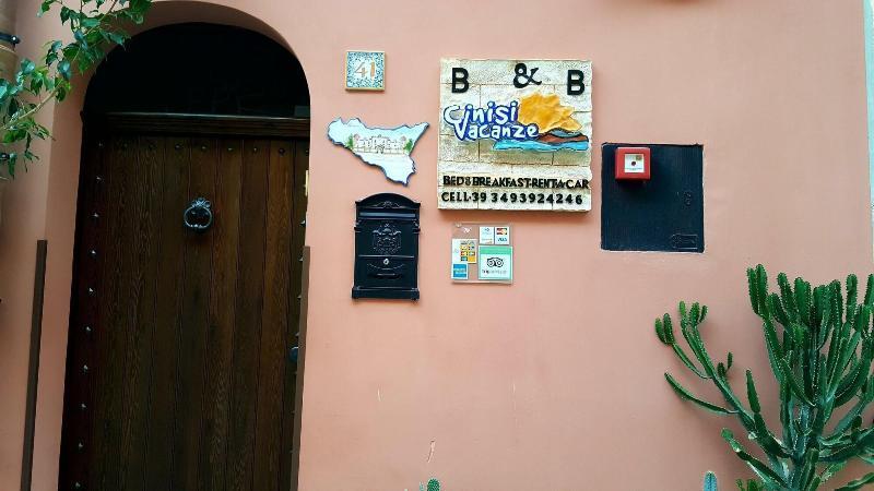B&B Cinisi Vacanze Buitenkant foto